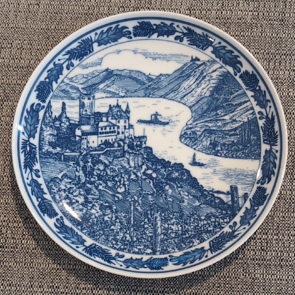 Blue Scenic Plate